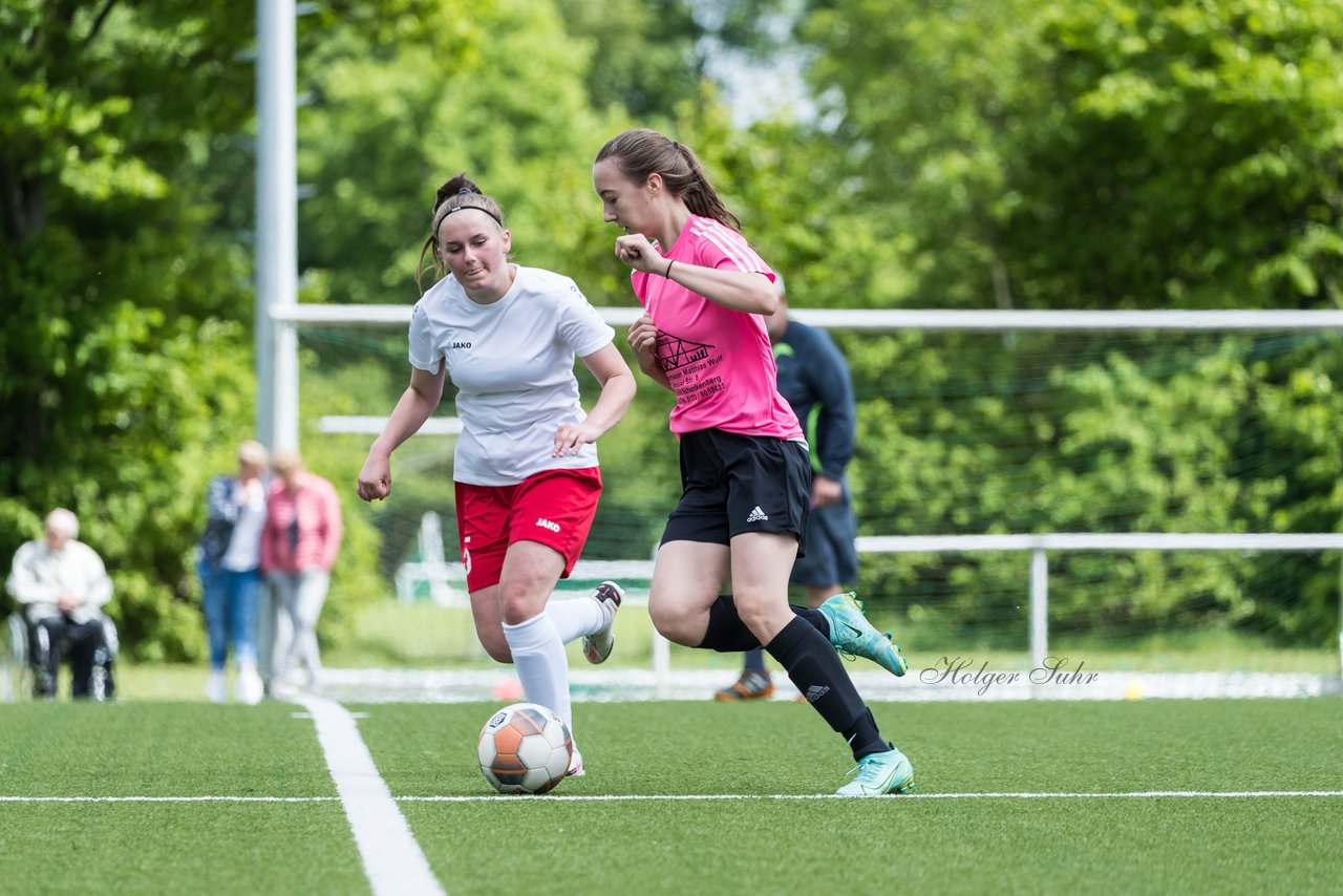 Bild 142 - wBJ SV Wahlstedt - SV Steinhorst/Labenz : Ergebnis: 0:1